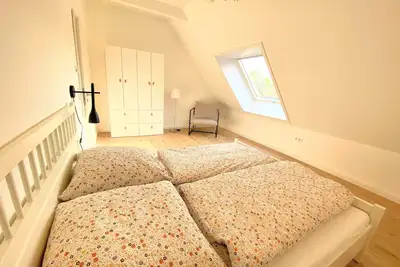 Image de Timmenhus - Große Ferienwohnung mit 3 Schlafzimmern und Terrasse am Feldrand