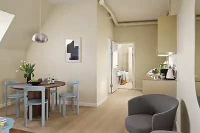 Image de 2-bedroom design loft - sleeps 6