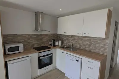 Image de 2-residence de vacances avec piscine, vue sur mer, appartement rez de jardin