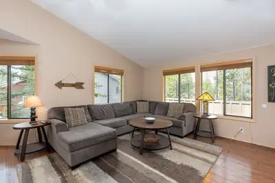 Witc04 - Dog Friendly, Hot Tub, A/C, Great Views