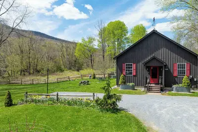 Image de Waterfront Battenkill Cottage Retreat