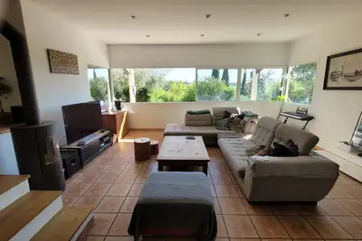 Image de Villa avec terasses et piscine sur les coteaux, Ă 20 min de Toulouse.