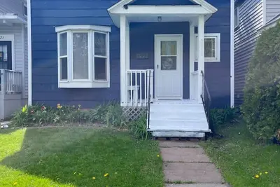 Image de Summer Fun in Duluth or Superior! 3bd 1bath. Dog friendly