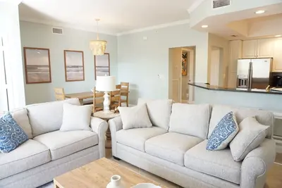 Image de Quiet 4th Floor End Unit. Amazing Resort Pool View. Family Friendly