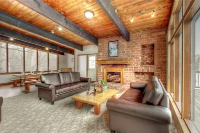 Image de Cheerful 12-Bedroom Gem in Blue Mountain