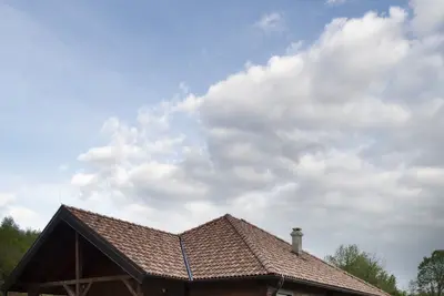 Image de With a breathtaking view, rest in the heart of nature, located next to Plitvice!
