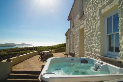 Image de Upper Porthmawr - 5 Bedroom Cottage - Whitesands
