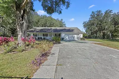 Image de Fun Country Acre Getaway 3/2 w/Firepit & Game Room