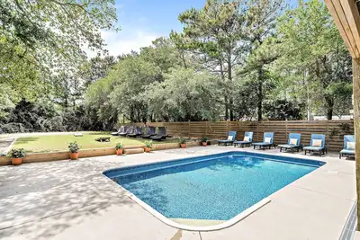 Image de Perfect Obx Retreat! Heated Pool! Pet Friendly!