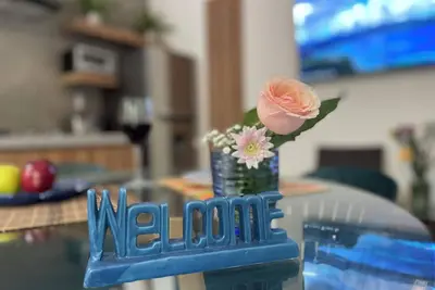 Image de Condo Just 2 Blocks from the Beach—Downtown Delight!