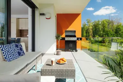 Image de Luxury Lakefront Hideaway – Nature at Your Doorstep\nBLUE4 Apartment-Balatonfűzfő