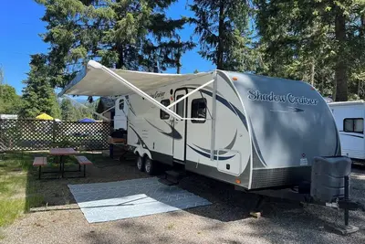 Image de Rv & Site Rental in Christina Pines Campground