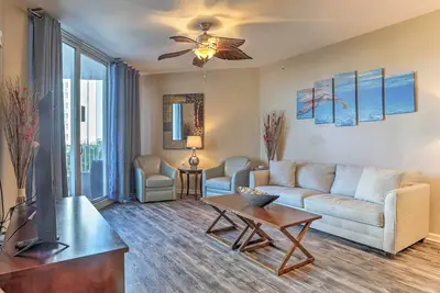 Image de Palms of Destin Condo w/ Balcony & Beach Access!
