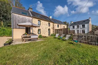 Image de Toudig - Maison avec terrasse et jardin