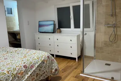 Image de Superbe chambre tout confort + accès terrasse avec Superbe Vue Mer
