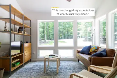 Modern forest cottage convenient to Sewanee