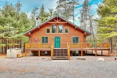 Image de Spacious 3 Story Cabin. Access to Utv/Atv Trails & Near Lake Arbutus