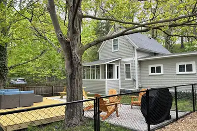 Image de Corner Cottage, Downtown Saugatuck