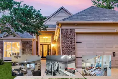 Image de Luxury, Spacious, Newly refurbed Entire House in Prime Location - Dfw Metroplex!