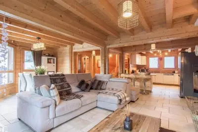 Image de Chalet \"Nina\" avec terrasse privée, balcon et Wi-Fi