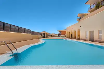 Image de Maison de vacances 'Casa Miramar' avec vue sur la mer, piscine partagée et terrasse privée