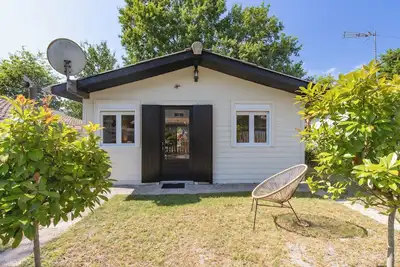 Image de Maison De Charme Au Bord Du Lac avec terrasse privée, jardin privé et Wi-Fi