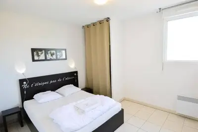 Image de Peaceful Apartments Perfect for Group Getaways | Seasonal Pool + Bbq