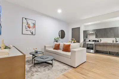 Image de Mvr - Vip Pool Deck & Rooftop Lounge Access!