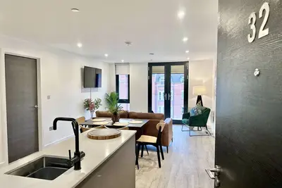 Image de An apartment that sleeps 4 guests in 2 bedrooms