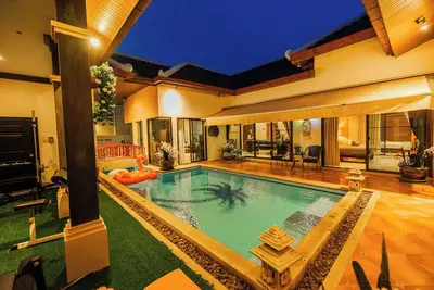 Image de Family friendly Private villa with Private Pool near Jomtien Beach, Pattaya.