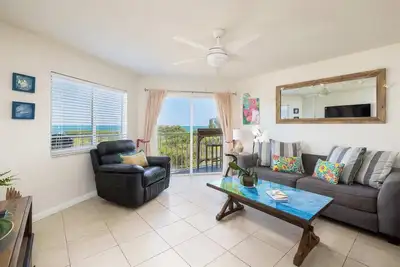 Image de Flamingo Flats Ocean Pointe 5306 2br/2ba