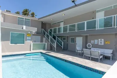 Image de Beachfront Studio #3, 1 Room, 1 Bath, Pool