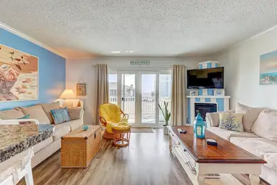 Image de ⭐Just Sea Inn: Ocean Views, 1 Block to Beach-Close to Pier⭐