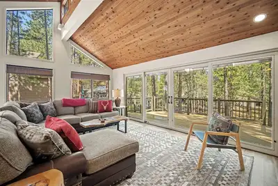 Image de Relaxing Retreat with Access to The Cove