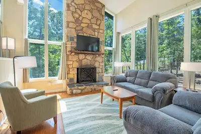 Image de Pet Friendly, Mass Resort Rec Passes, Foosball!