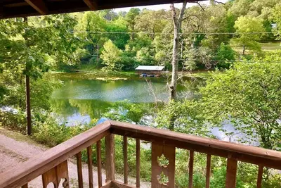 Image de Historic Cabin Slps 4 WiFi Peaceful, Waterside