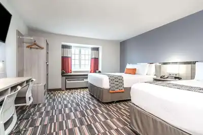Image de Coratel Inn & Suites by Jasper Rochester-Deluxe 2 Queen Bed Non-Smoking