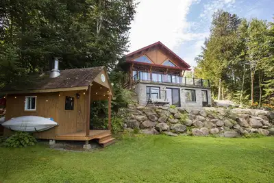 Image de Le Oly | Chalet en bois rond | Bord de Lac