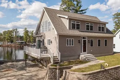 Image de Luxurious Lakefront Home on the sparkling Balch Lake with spectacular waterviews