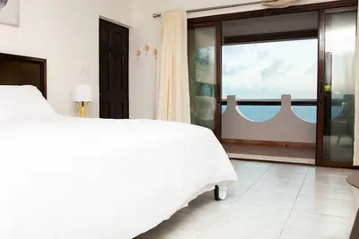 Image de Beautiful spacious Studio with spectacular view