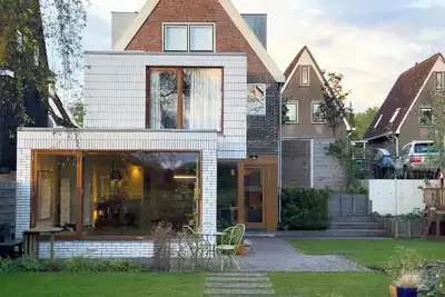 Image de Stylish freestanding Amsterdam house, great garden and meadow view. Remote work.