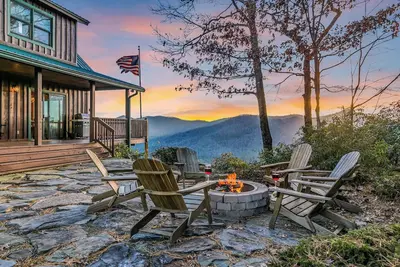 Image de Mountain Views & Deck: Stunning Sapphire Cabin