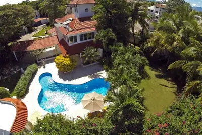 Luxury 8 Bedrooms 8 Bathrooms Villa in Sosua