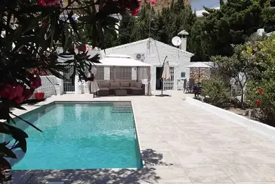 Image de Villa avec piscine dans le sud de l'Espagne, entre Grenade et Malaga.