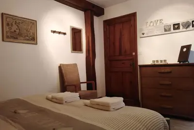 Image de Chambre D'hôtes Référence® Images - Domaine du Mas Naut \n(piscine-spa-massage)