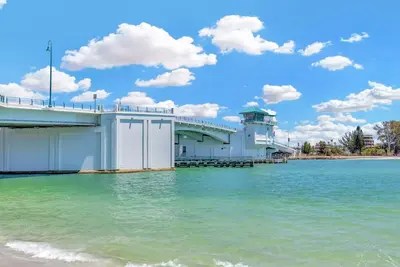 Image de Gorgeous water front condo in Madeira Beach