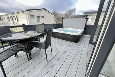 Image de Spring Lodge with private hot tub