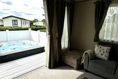 Image de Paws Hot Tub Lodge, Pet Friendly