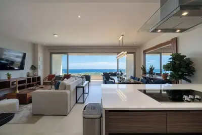 Image de Infinity Pool, Ocean Views & Quiet Luxury