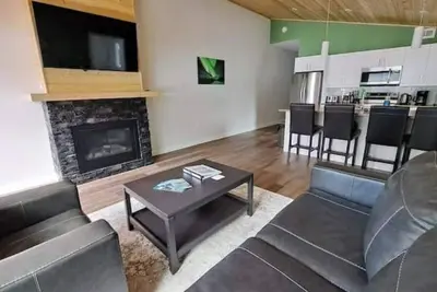 Image de Yukon Hot Springs Suite #36